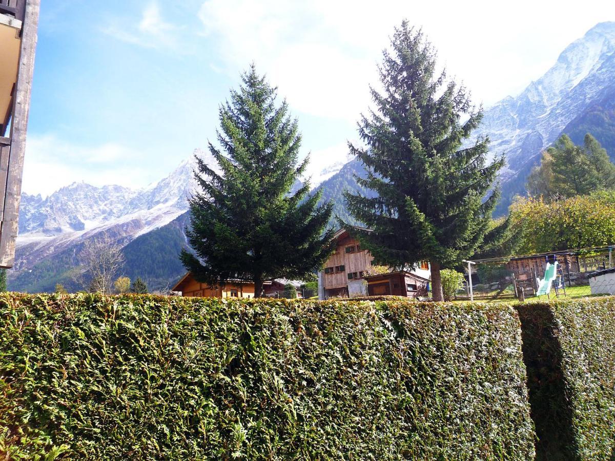 Studio Les Chamois By Interhome เลอุชส์ ภายนอก รูปภาพ